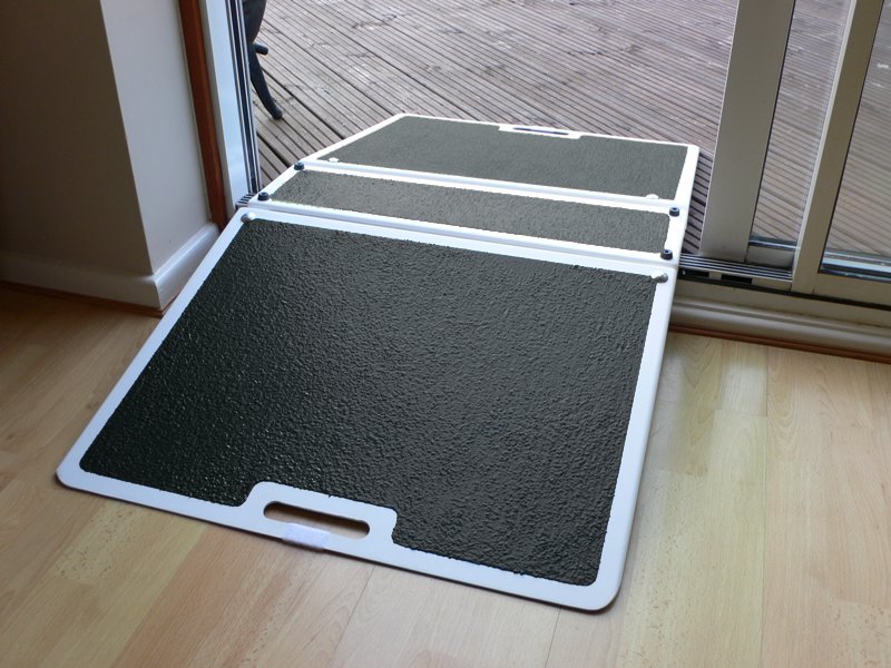 Easily pass through your French window with the fibreglass folding threshold ramp
